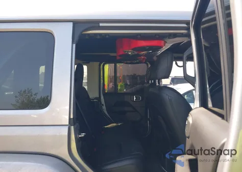 2021 Jeep Wrangler Unlimited Sahara Altitude 4X4 from USA, damaged, VIN 1C4HJXENXMW670526